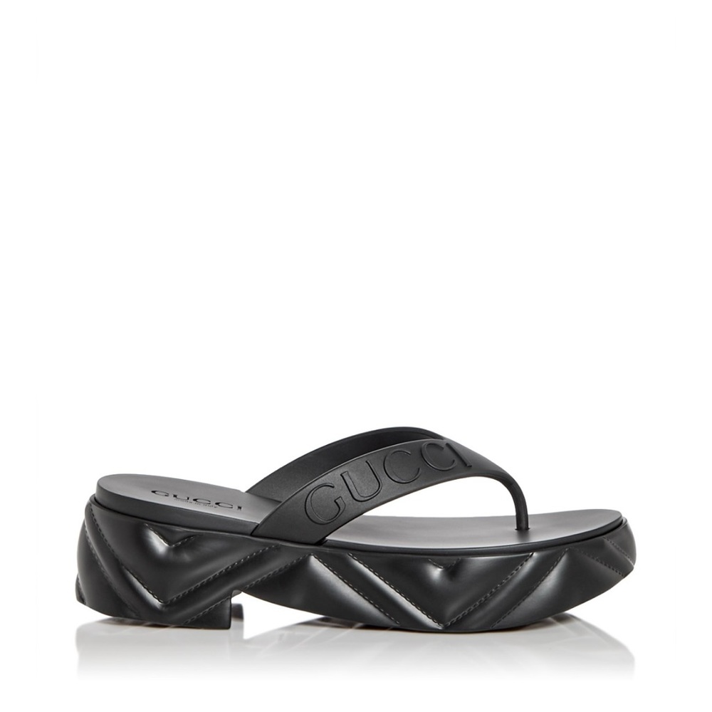 $450 Gucci Women’s Platform Thong Sandals Size 37(7)